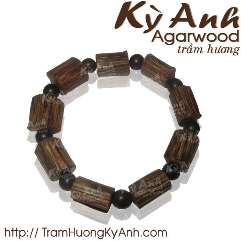 Vòng Tay Trầm Hương VHT111 - Kỳ Anh